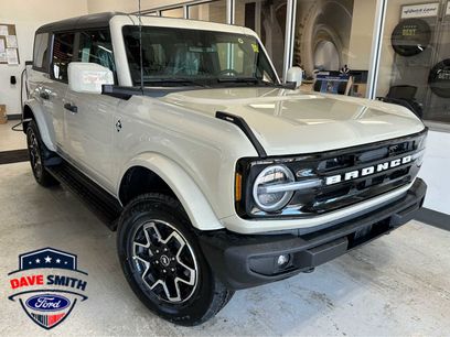 New 2026 Ford Bronco Outer Banks