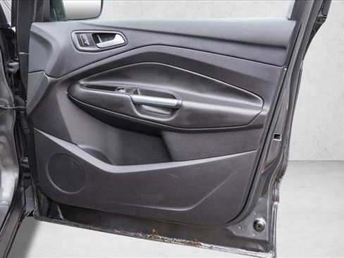 Used 2016 Ford Escape SE image 30