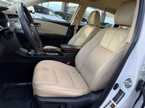 Used 2014 Toyota Avalon XLE Touring image 31