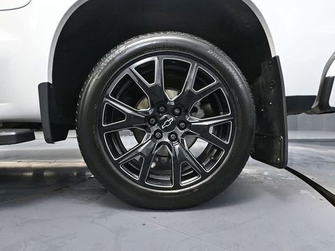 Used 2022 Chevrolet Silverado 1500 High Country image 16