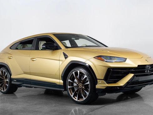 Used 2023 Lamborghini Urus S AWD/4WD image 4