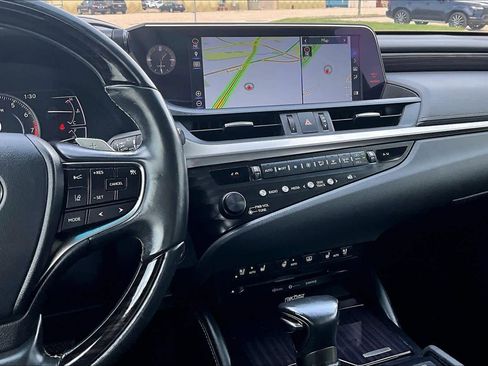 Used 2019 Lexus ES 350 Ultra Luxury w/ Accessory Package 2 image 7