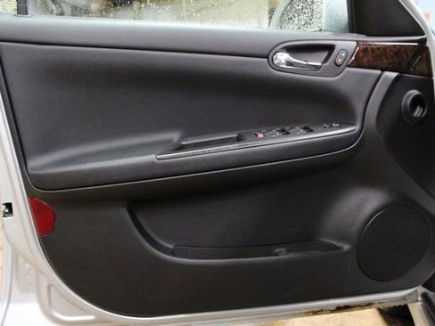 Used 2016 Chevrolet Impala Limited LS FWD image 15