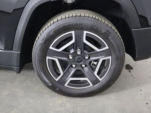 New 2026 Jeep Cherokee Limited image 48