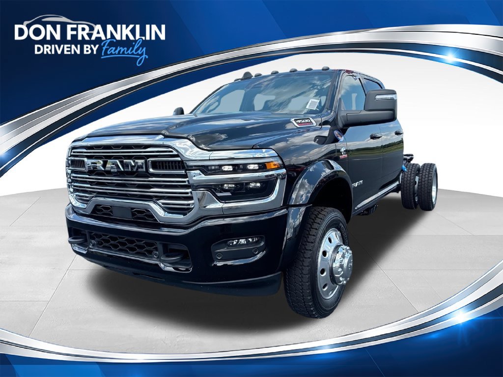 New 2026 RAM 4500 4x4 Crew Cab DRW w/ Laramie Trim Package 360° Tour
