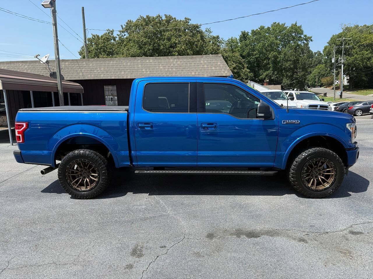 Used 2018 Ford F150 XLT w/ Equipment Group 302A Luxury AWD/4WD image 3