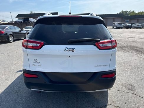 Used 2018 Jeep Cherokee Limited AWD/4WD image 7