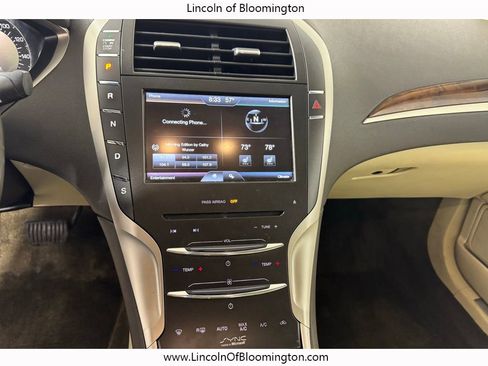 Used 2015 Lincoln MKZ AWD w/ Equipment Group 101A Select image 21