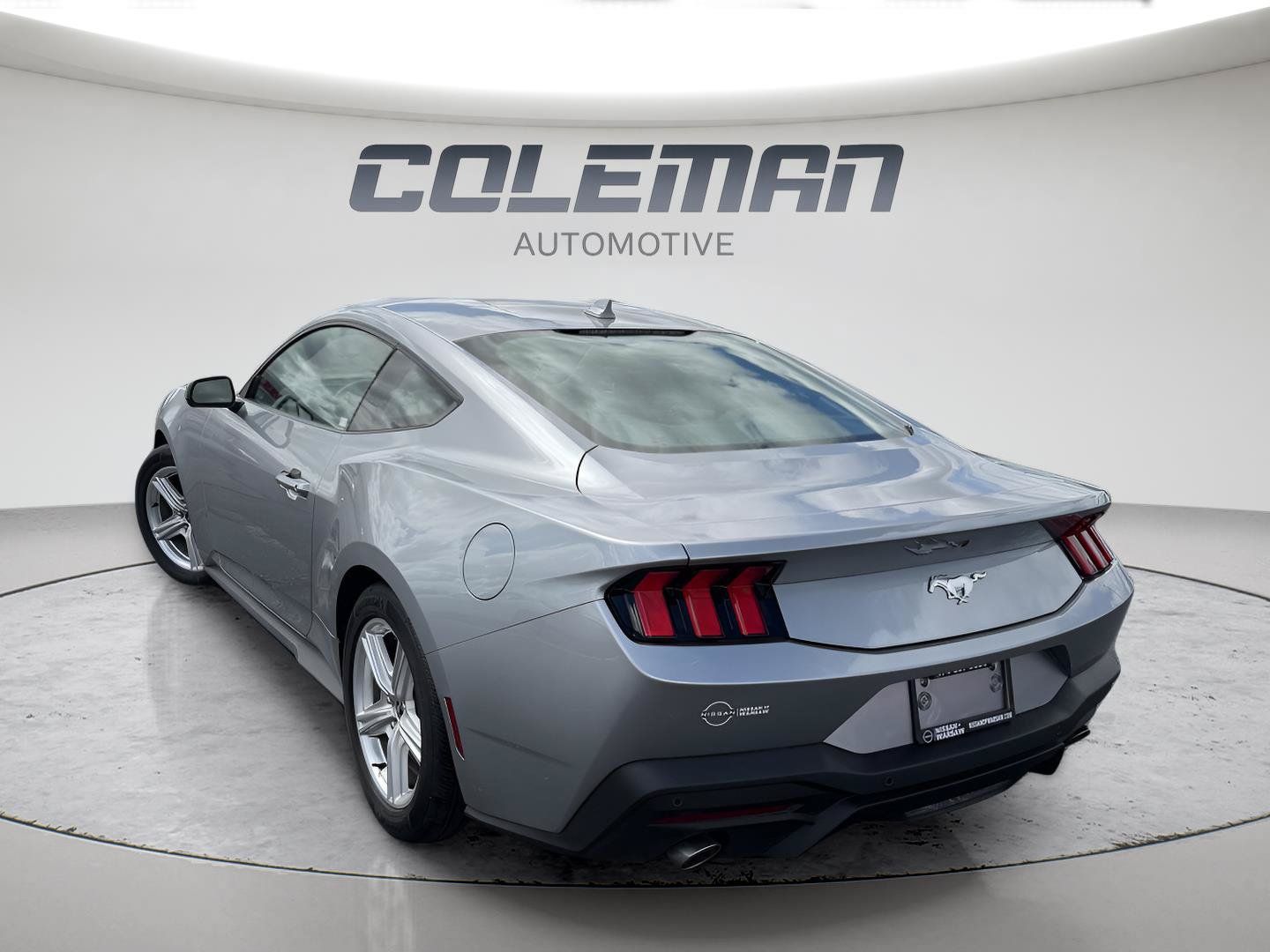 Used 2026 Ford Mustang Premium RWD image 10