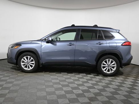 Used 2023 Toyota Corolla Cross LE w/ Moonroof Package AWD/4WD image 2