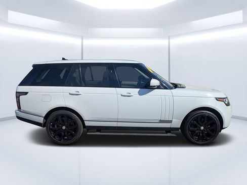 Used 2016 Land Rover Range Rover HSE image 2