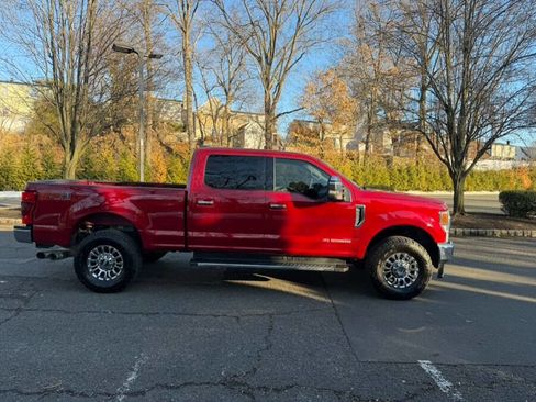 Used 2020 Ford F250 XLT w/ XLT Premium Package image 11
