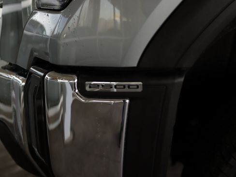 Used 2024 GMC Sierra 2500 SLE w/ SLE Value Package; image 37