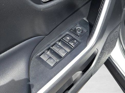 Used 2024 Toyota RAV4 XLE FWD image 11