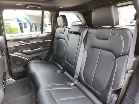 Certified 2025 Jeep Grand Cherokee Limited 4xe image 17