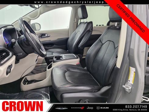 Certified 2021 Chrysler Pacifica Touring-L image 23