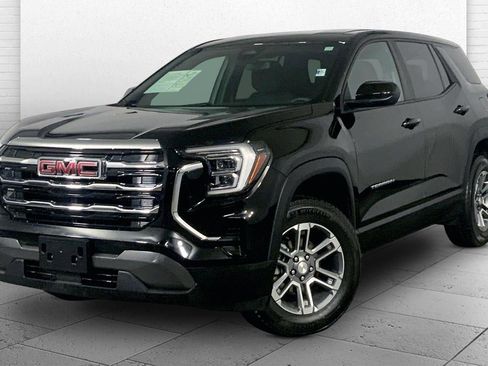 Used 2025 GMC Terrain Elevation AWD/4WD image 14