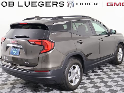 Certified 2020 GMC Terrain SLE w/ Driver Convenience Package AWD/4WD image 5