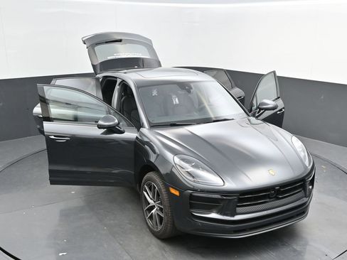 New 2025 Porsche Macan image 48