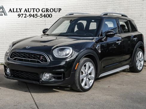 Used 2019 MINI Cooper Countryman S image 1