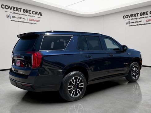 Used 2023 GMC Yukon AT4 w/ AT4 Premium Package image 11