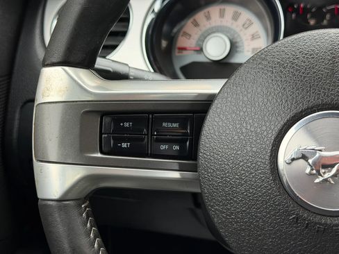 Used 2011 Ford Mustang Premium w/ 202A Rapid Spec Order Code RWD image 28