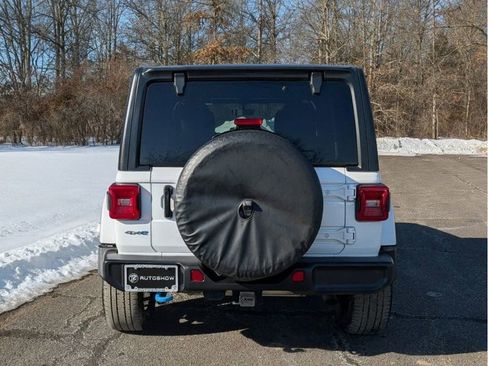 Used 2023 Jeep Wrangler Sahara w/ Cold Weather Group image 6