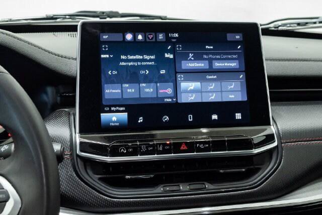 Certified 2024 Jeep Compass Trailhawk AWD/4WD image 17