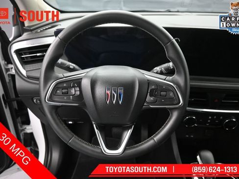 Used 2025 Buick Encore GX Preferred FWD image 18