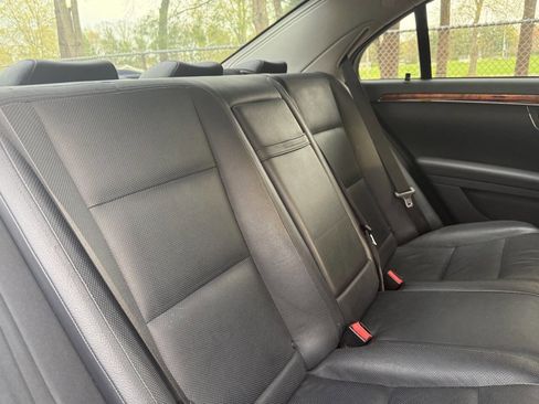 Used 2010 Mercedes-Benz S 550 4MATIC image 17
