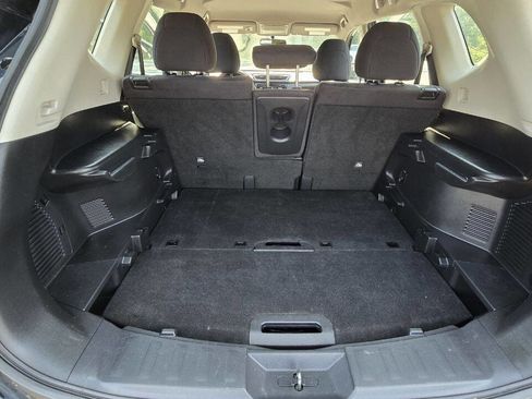 Used 2015 Nissan Rogue S image 14