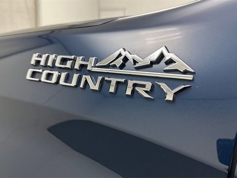 Used 2021 Chevrolet Silverado 1500 High Country w/ Technology Package image 21
