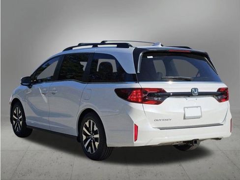 New 2026 Honda Odyssey EX-L image 2