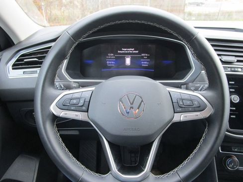 Used 2024 Volkswagen Tiguan S image 24