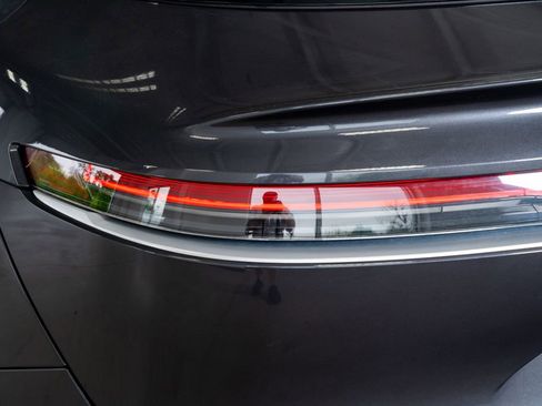 Used 2024 Lucid Air Touring image 21