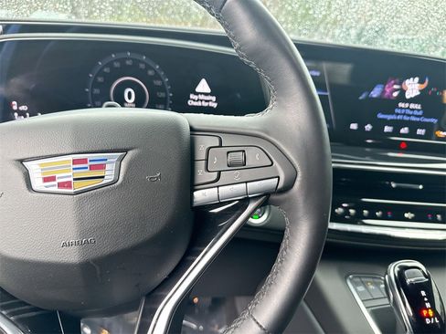 Used 2024 Cadillac Escalade Sport w/ LPO, ONYX Package image 18