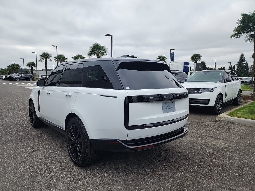 New 2027 Land Rover Range Rover SE AWD/4WD image 3
