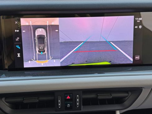 Used 2024 Porsche Cayenne Turbo image 33