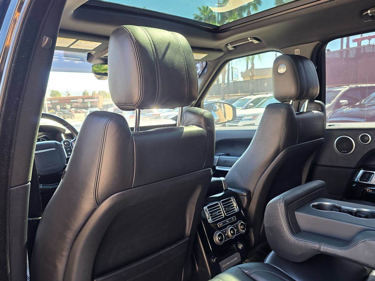 Used 2017 Land Rover Range Rover HSE AWD/4WD image 26