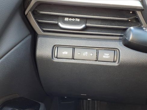 Used 2023 Nissan Altima 2.5 SV image 25