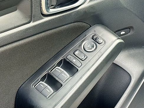 Used 2025 Honda Civic Sport image 17