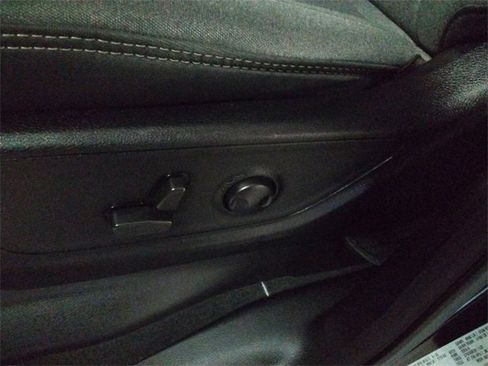 Used 2022 RAM 1500 Big Horn image 28