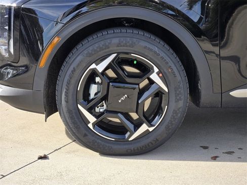 New 2026 Kia Sportage EX w/ EX Panorama Roof Package image 8