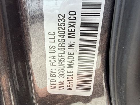 Used 2024 RAM 2500 Laramie w/ Safety Group AWD/4WD image 35