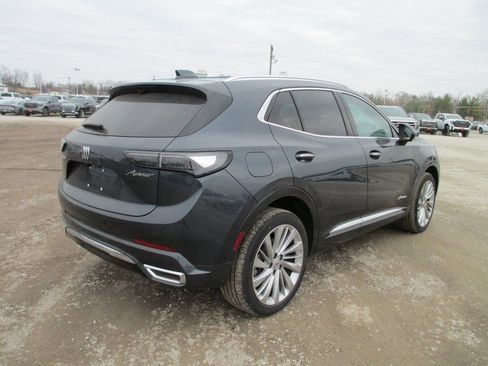 New 2026 Buick Envision Avenir image 5