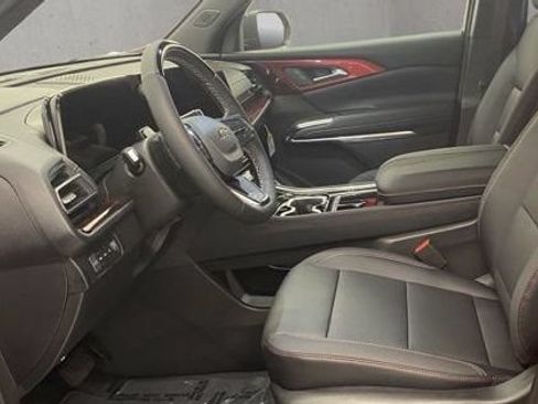New 2026 Chevrolet Traverse Z71 w/ Enhanced Driving Package AWD/4WD image 21