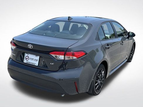 Used 2026 Toyota Corolla LE FWD image 6