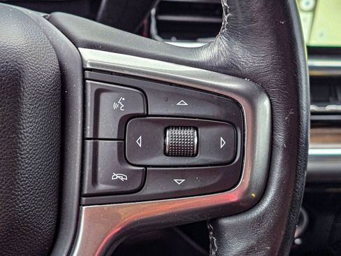 Used 2022 Chevrolet Silverado 1500 LT AWD/4WD image 21