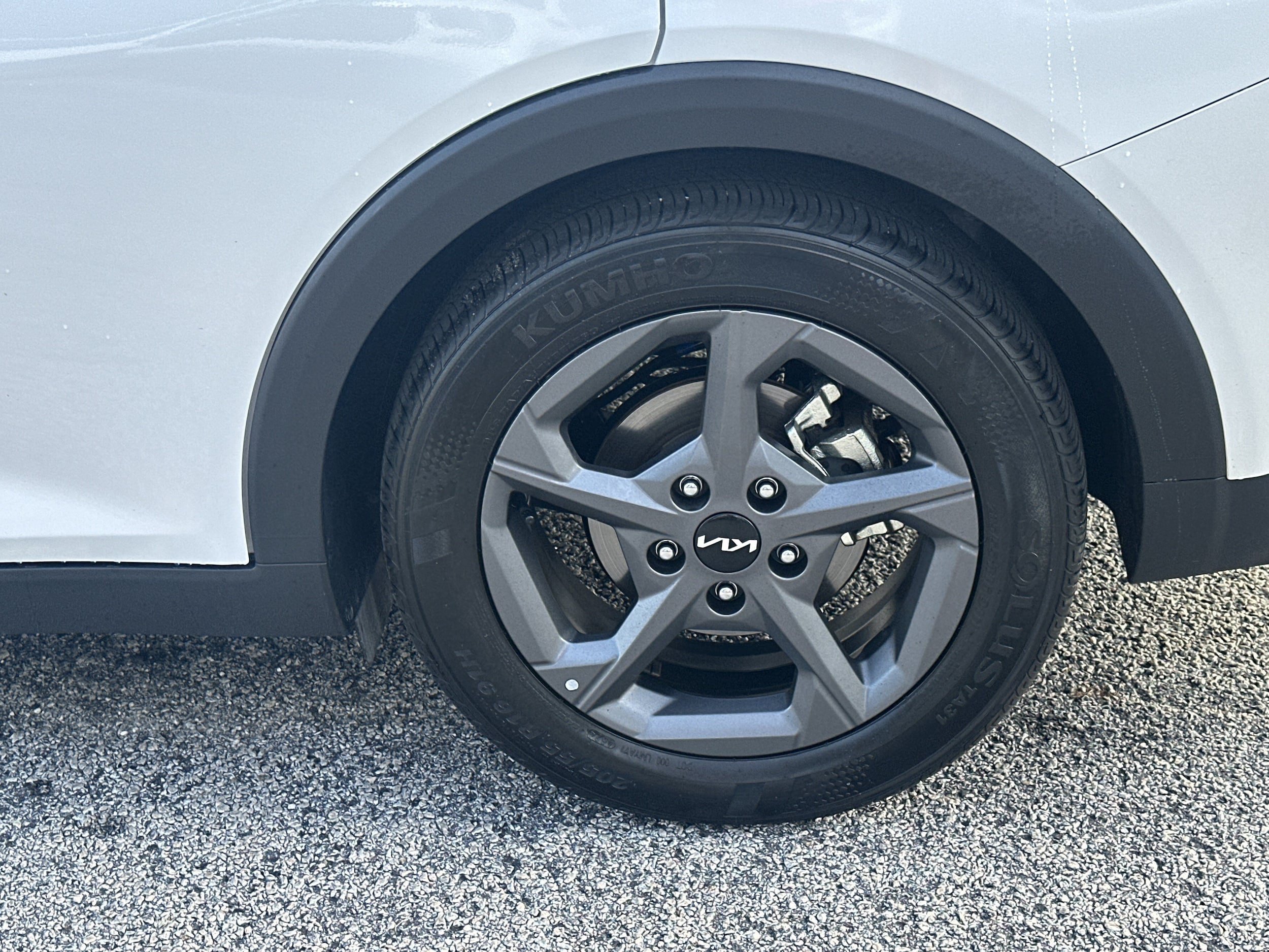 Used 2025 Kia K4 FWD image 19