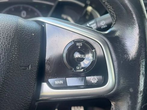 Used 2019 Honda Civic Sport image 14